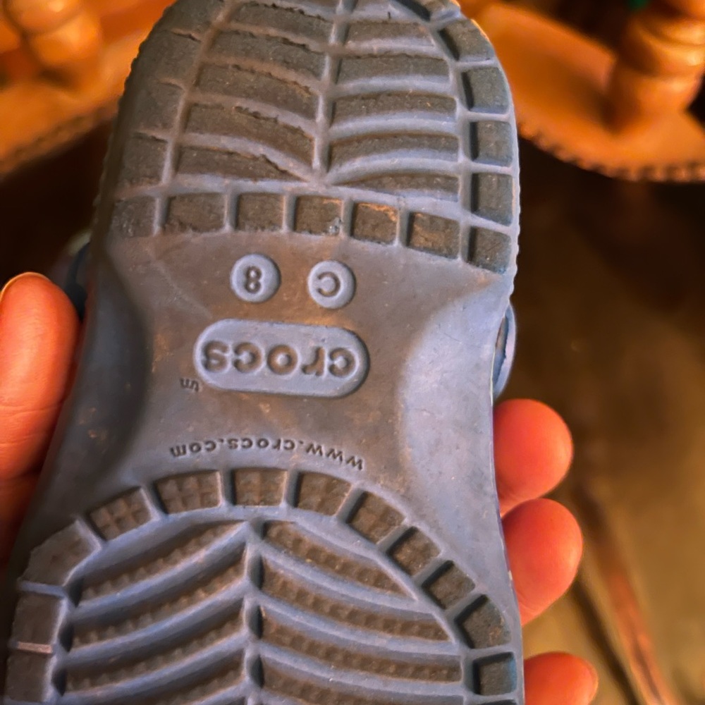 Shoe - Picture 4 of 8
